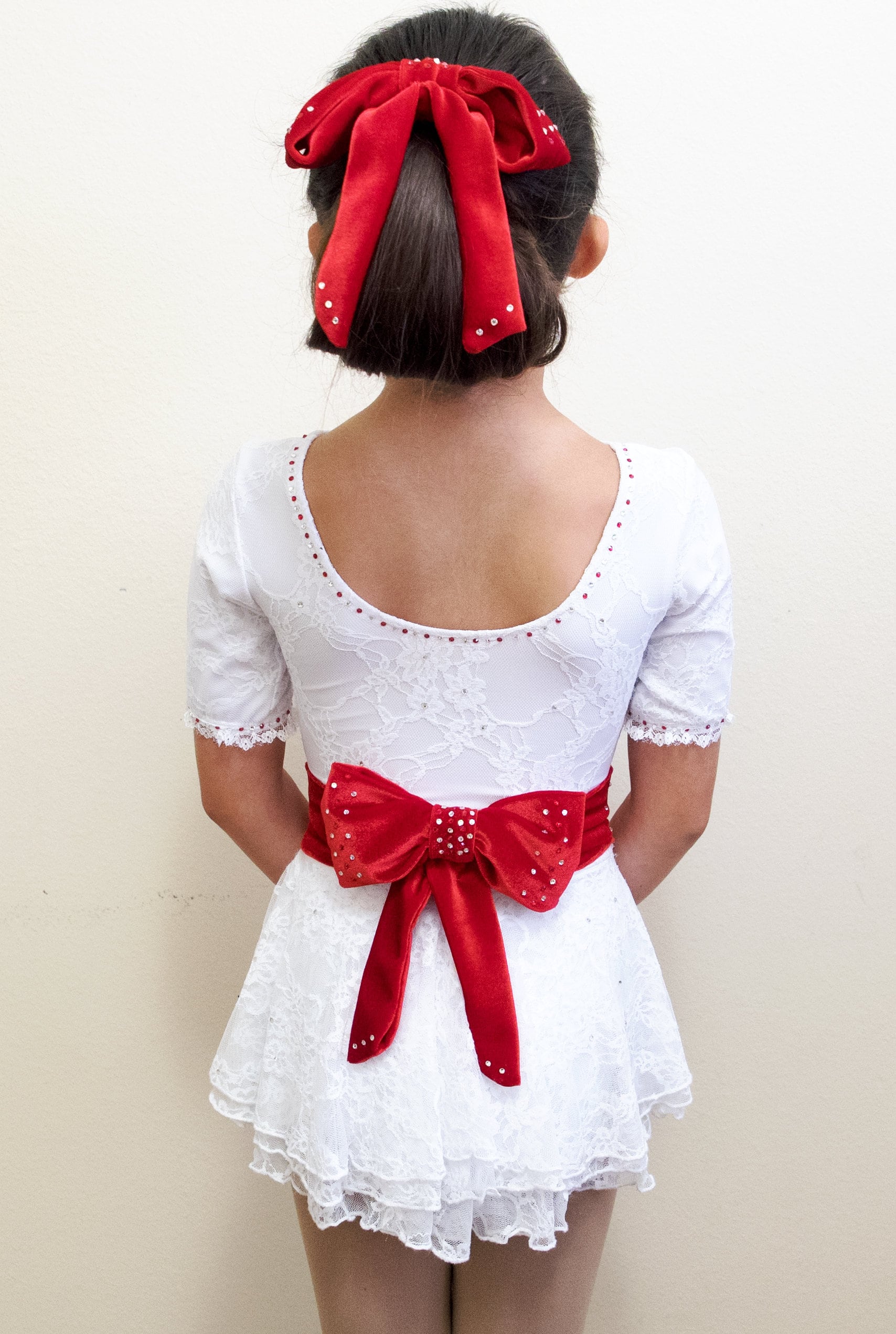 white dress with red bow Red and White Bow Dress Thomas and Rye